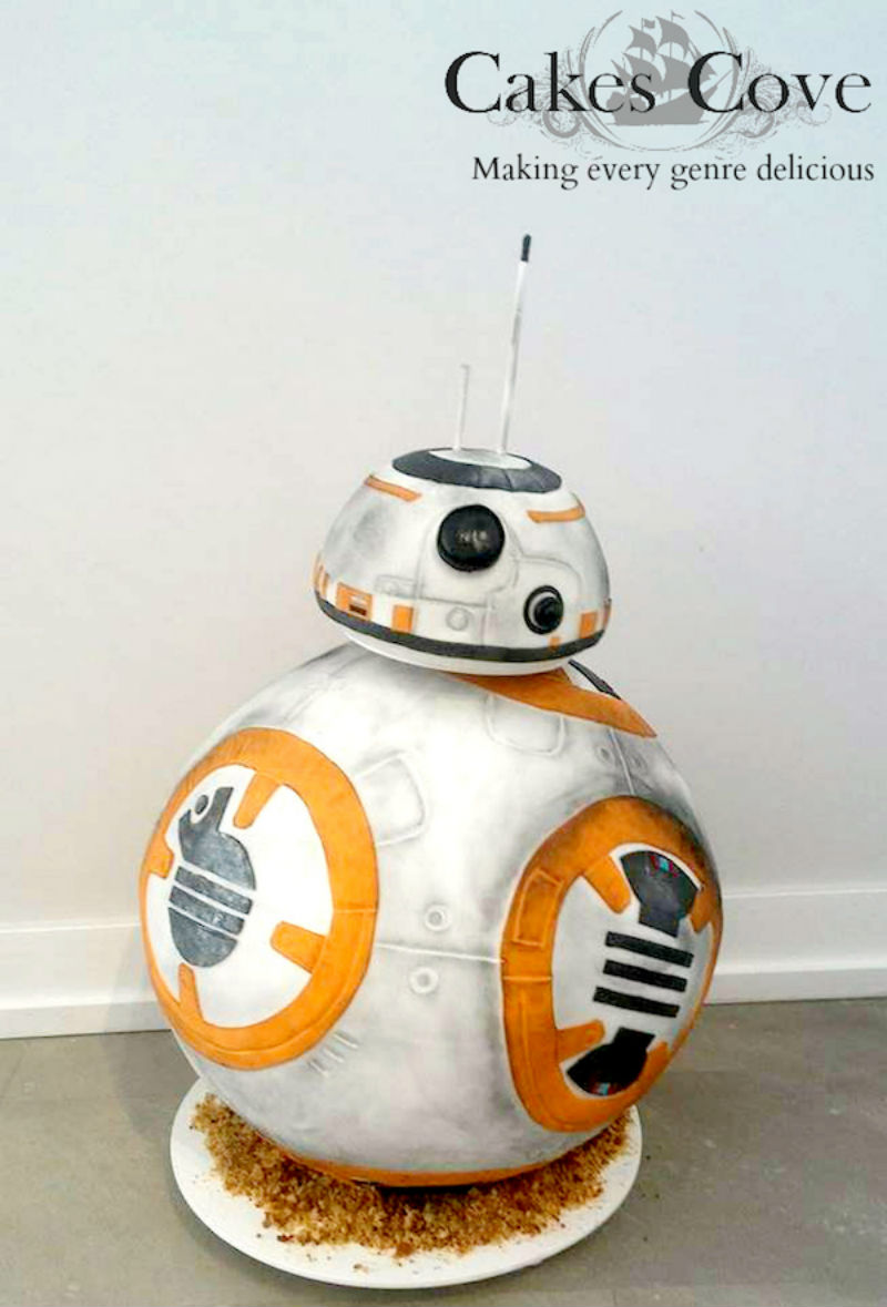 Illustration for article titled This Lifesize BB-8 Cake Is Almost Too Beautiful To Eat